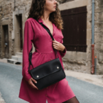 Shooting de la collection Sac du Berger Automne/Hiver 2023-2024 avec Simon et Sophie comme modèles. Photographie de Franck Tourneret, professionnel des marques aveyronnaises.