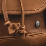 Sac à dos n°1 - Détail du sac en cuir artisanal