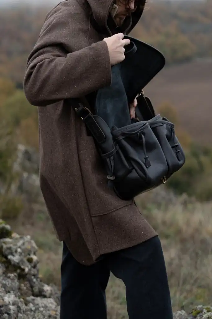 Sac du Berger n°4 large leather bag for men, made in France