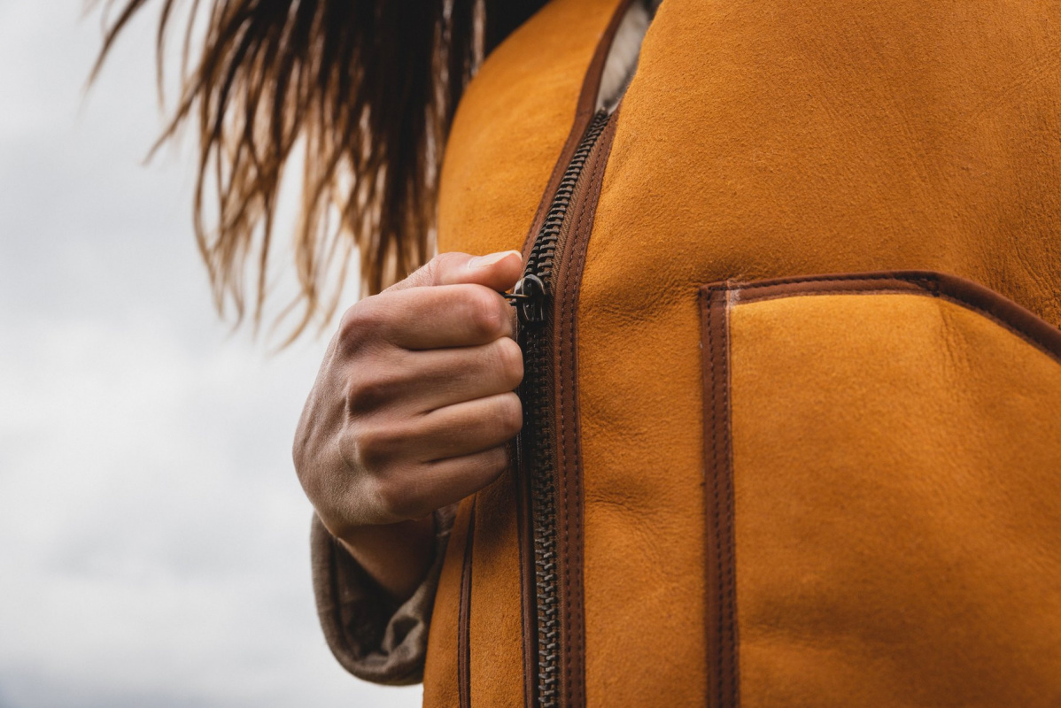 gilet peau retournée femme