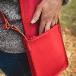 Pochette en cuir rouge